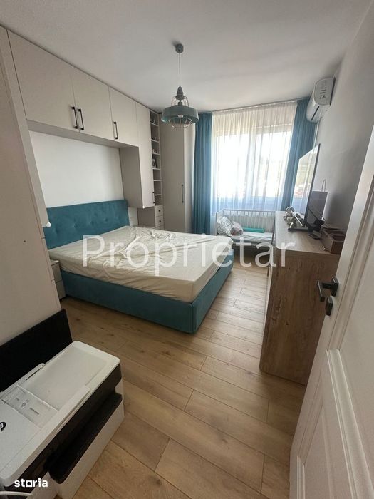 Persoana fizica vand apartament 3 camere 65.6mp cu doua parcari