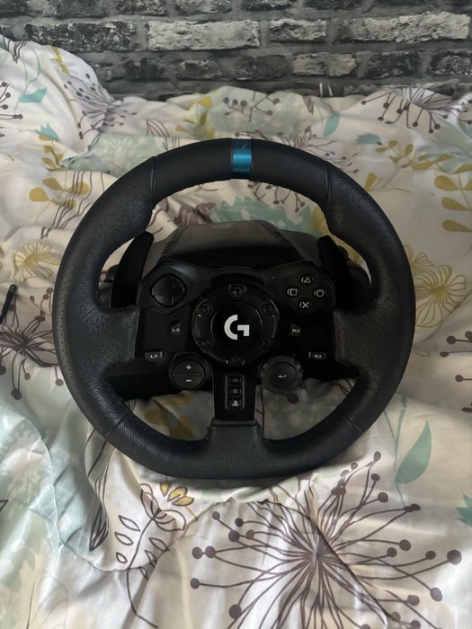 Продавам Logitech g923se