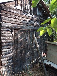 Парцел  1210кв.УПИ  от общо дворно място.