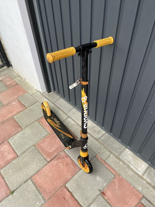Tortineta de fete reglabilă