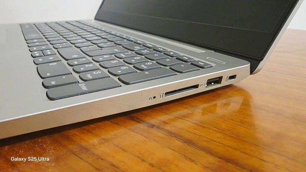 lenovo ideapad 330s - Laptopuri oferte online | OLX.ro