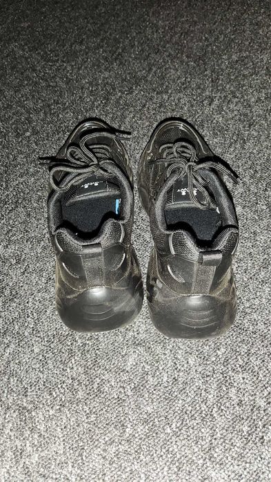 Черни обувки с платформа - 40 и 46