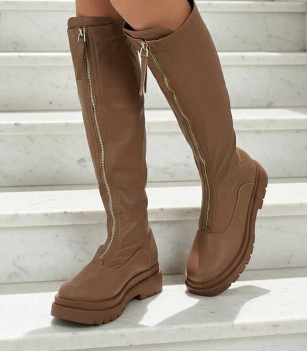Дамски Кафяви Ботуши с цип по средата