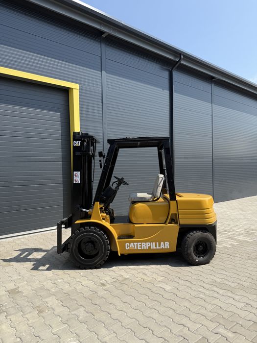 Motostivuitor 3,0 tone diesel Caterpillar