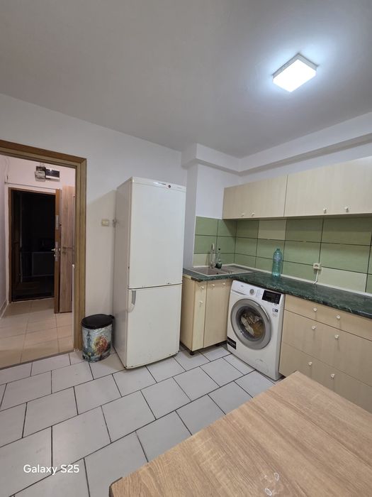 Închiriez apartament 2 camere