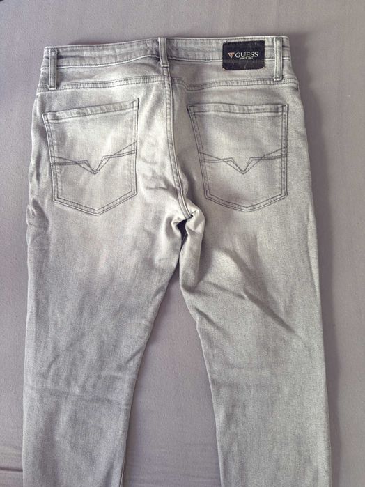 Guess дънки Slim Straight