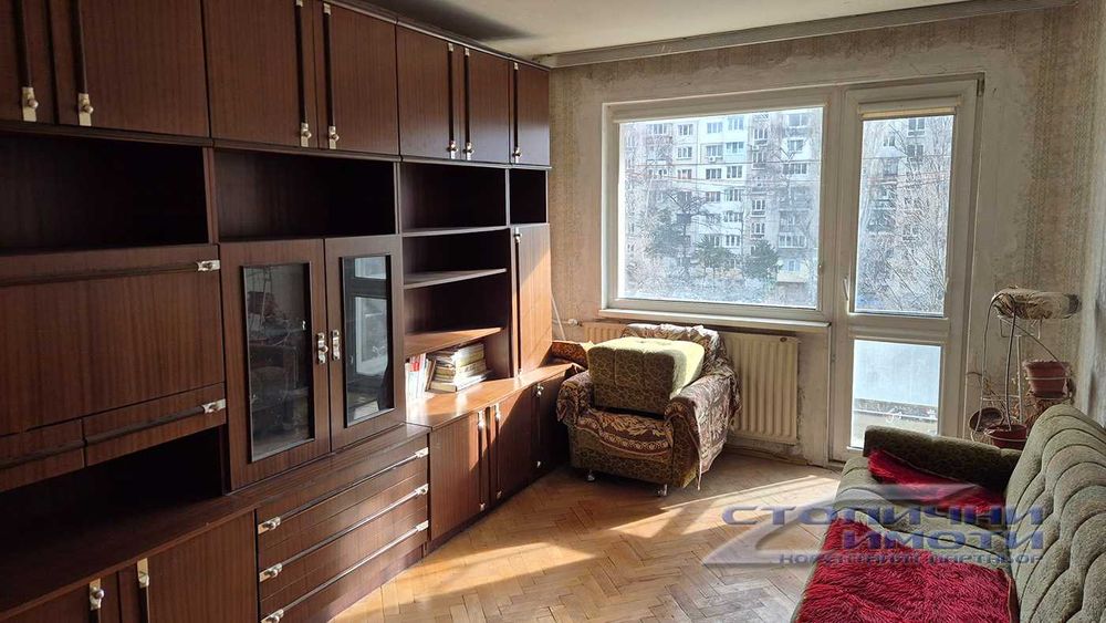 Тристаен панел в Дианабад до 105 СУ