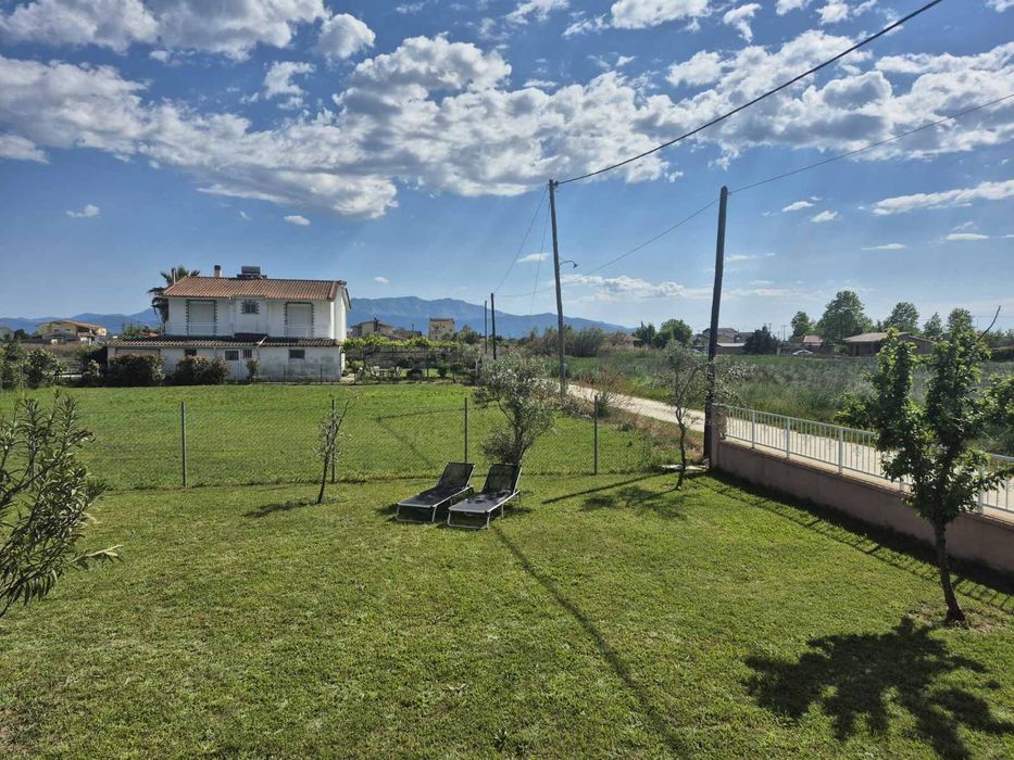 Самостоятелна къща Керамоти