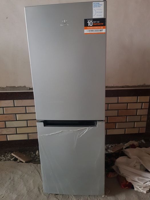 Haladelnik yangi indesit