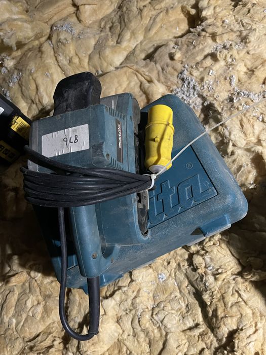 Dewalt flex, makita slefuitor