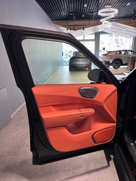 Lynk&Co 900 1.5T Ultra Qora Kafolat bilan