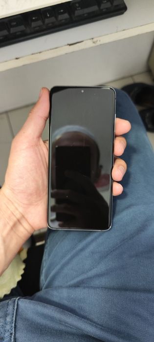 Samsung S20.  12   128gb