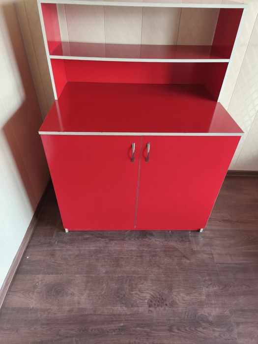 Шкаф для Буфета или для бара.3 Штуки.