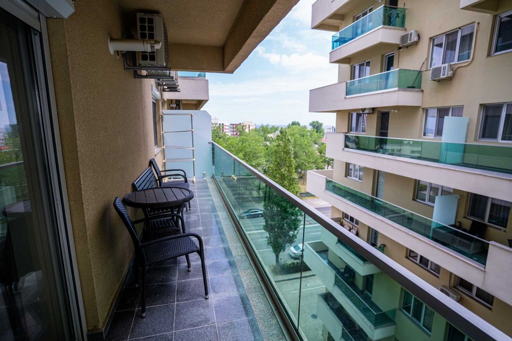 Apartament 2 camere la mare Mamaia cu loc de parcare inclus