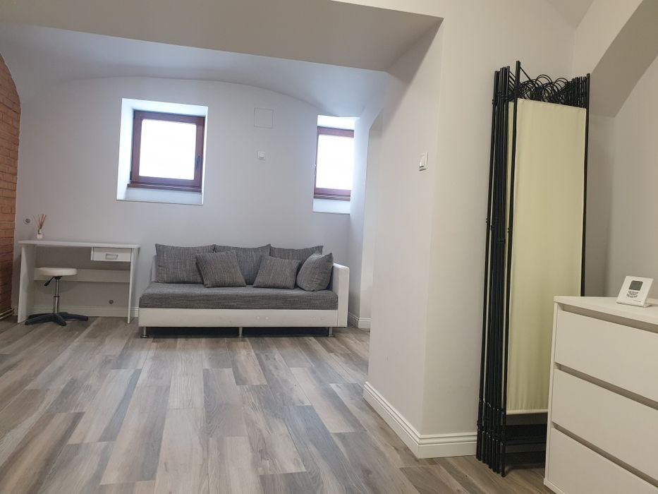 Inchirieri apartament