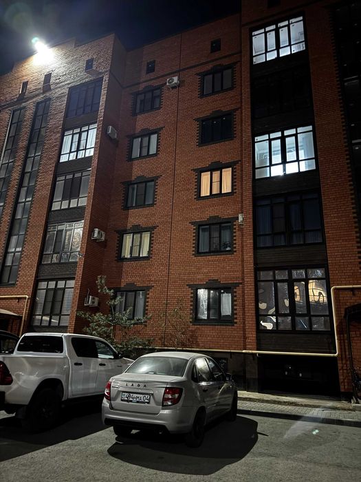 Продам 1 комнатную Батыс 2