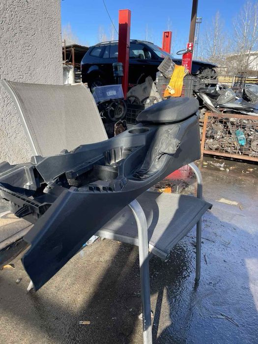 Подлакътник Бмв е84 Bmw E84