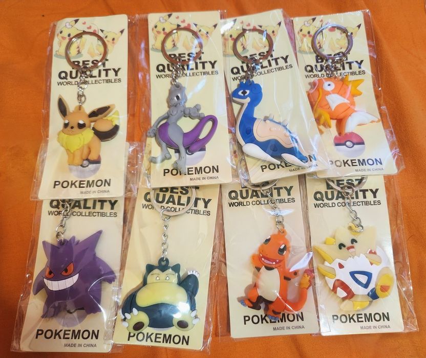 Pokemon гумени ключодържатели 14 броя