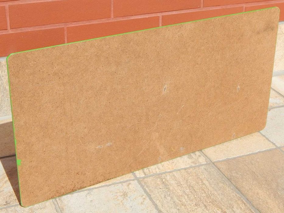 Macheta diorama service garaj cu 2 elevatoare, parcare si heliport