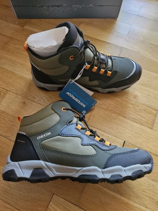 Нови  боти Geox номер 37