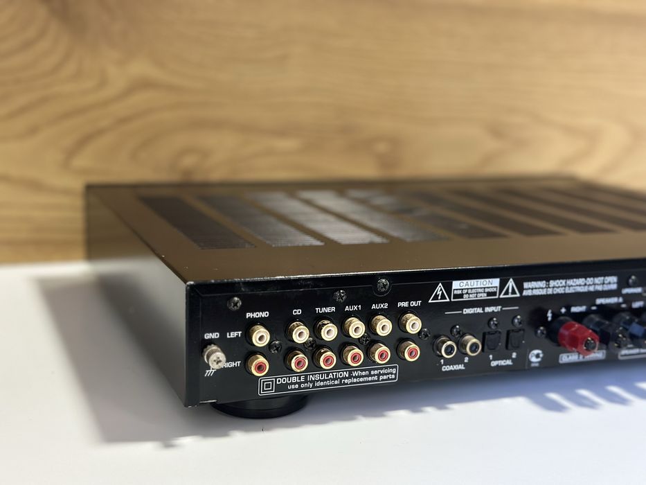 Amplificator Stereo Rotel RA 11 Sunet Superb