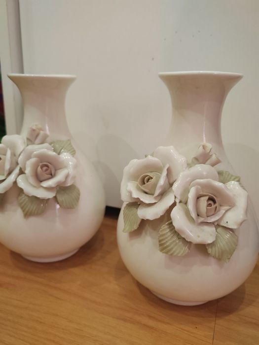 Ваза керамическая с цветами