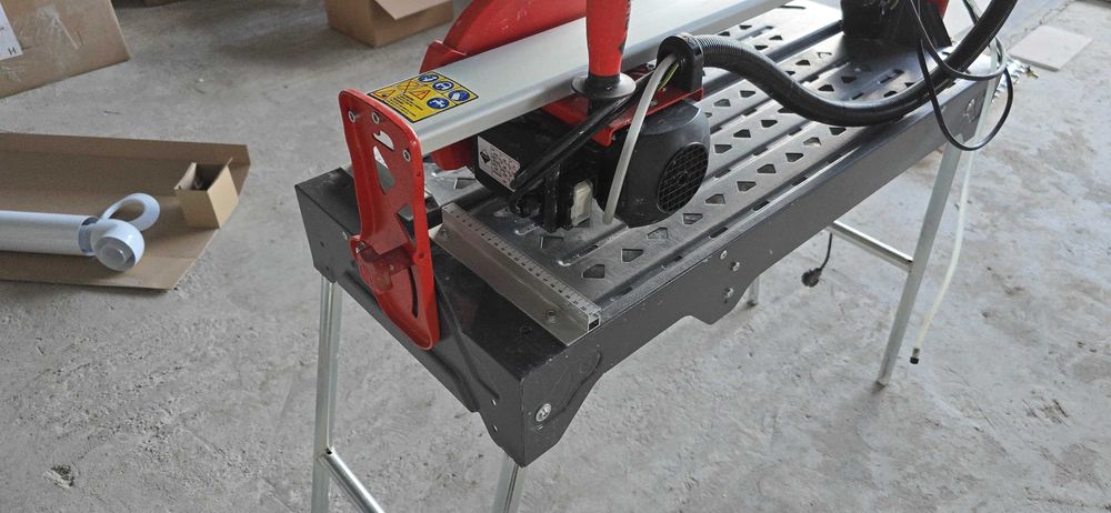 Masina de taiat gresie, faianta, placi 65cm, 820W, DU-200 EVO 230V-50Hz. - RUBI-55903