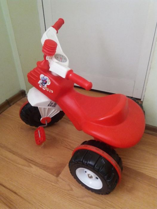 Моторче с педали
