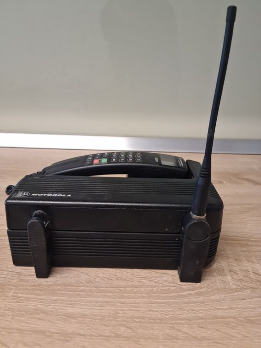 Motorola Internațional 2000
