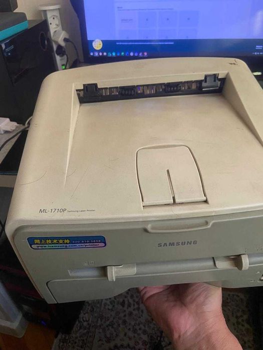 Продам лазерный принтер Samsung ML1710P