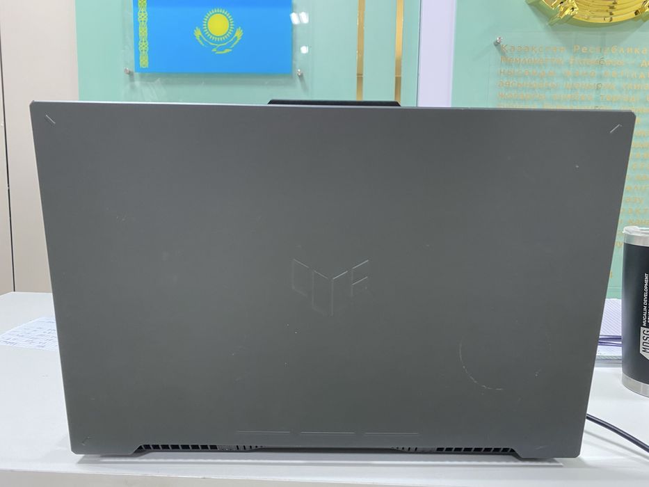Игровой ноутбук продается срочно