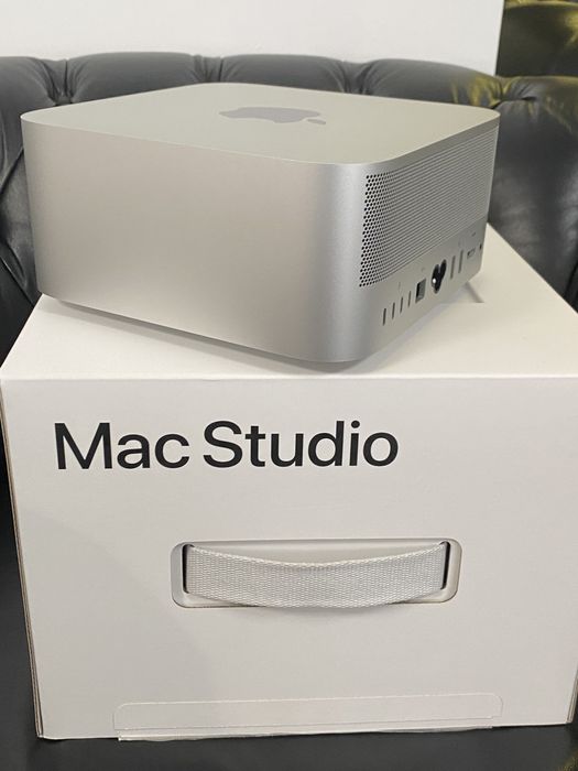 Mac Studio M1 Max / 10 CPU / 24C GPU / 32 GB RAM / 1 TB |