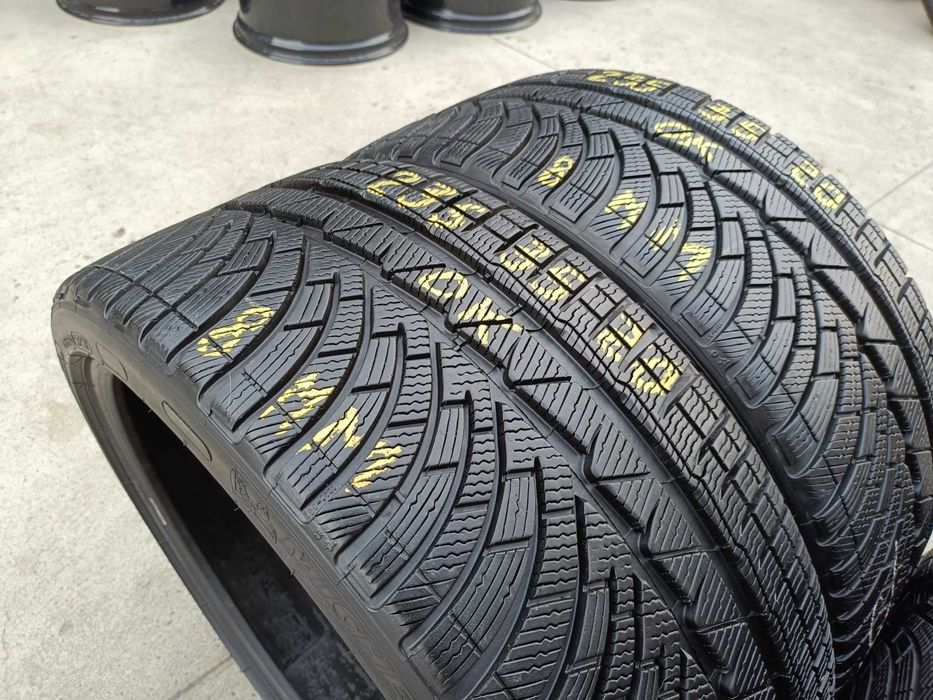 Set 4 anvelope de iarna 235 35 20 michelin pilot alpin PA4