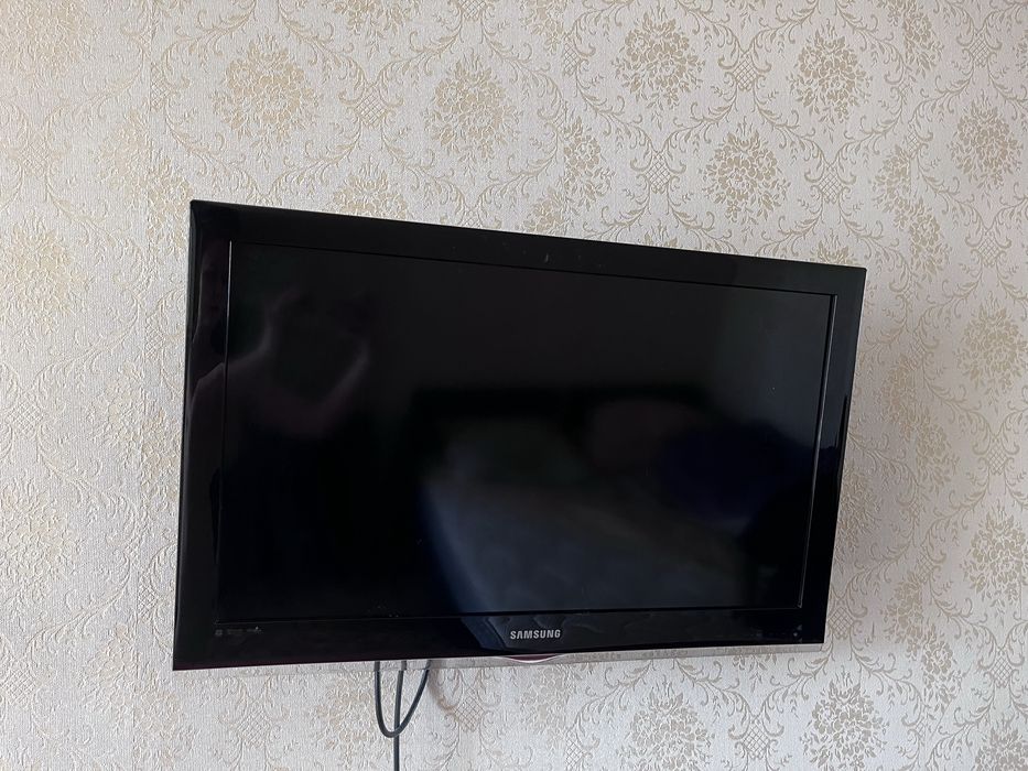 Продам телевизор срочно