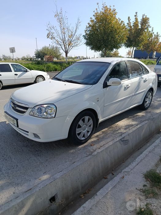 Lasetti 1.8 sotilad