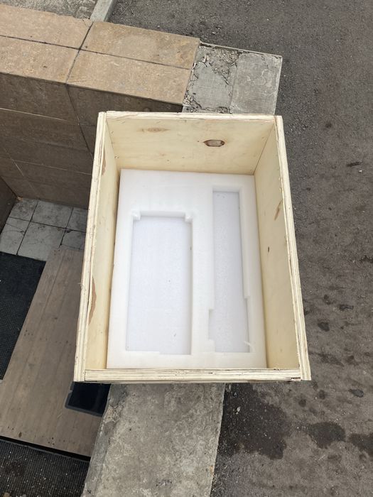 Деревянный ящик, коробка