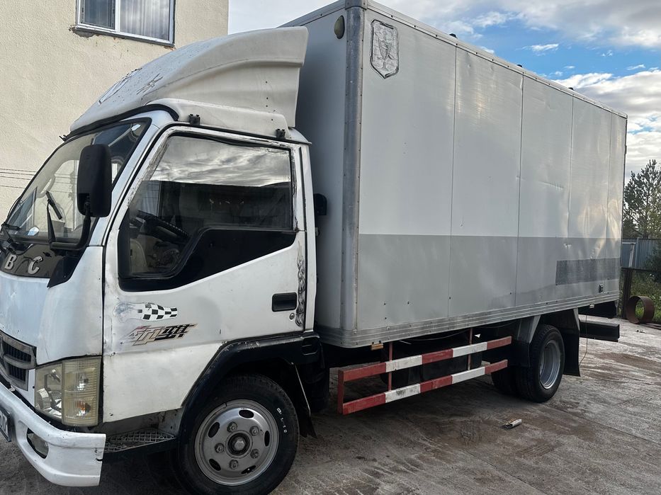 Продам грузовик JBC