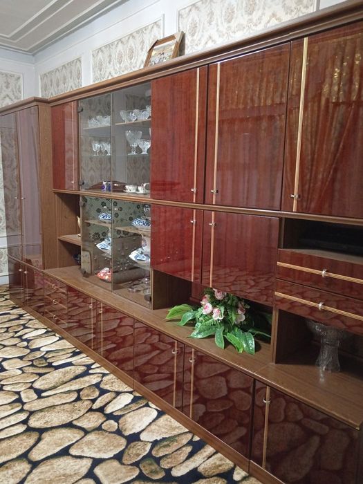 стенка сотилади бакват Зур холатда размери 2 на 4