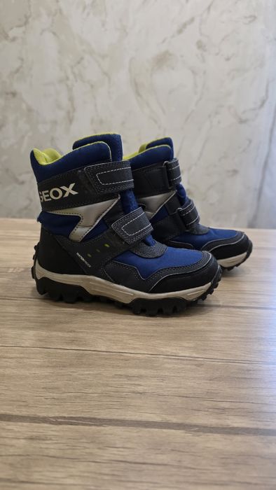 Зимние ботинки Geox на мальчика 28 размер