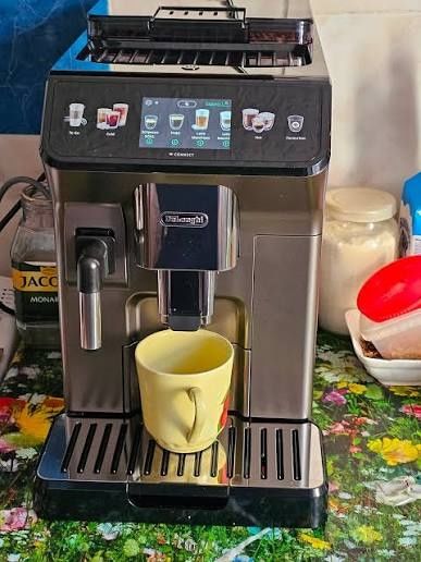 Кофемашина DeLonghi ECAM450.86.T