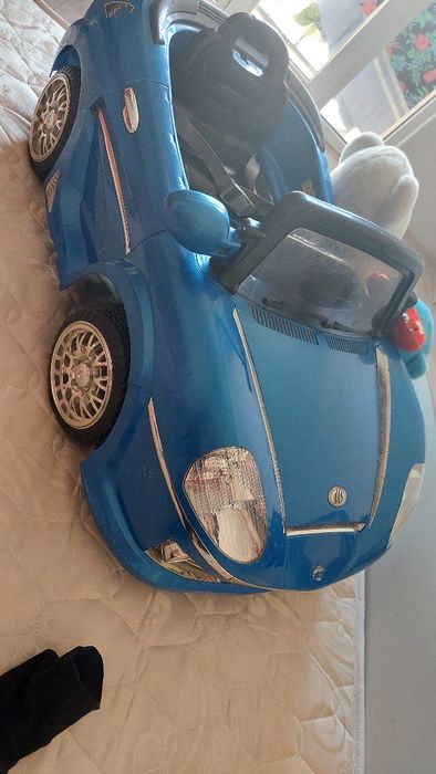 Детская машинка продам