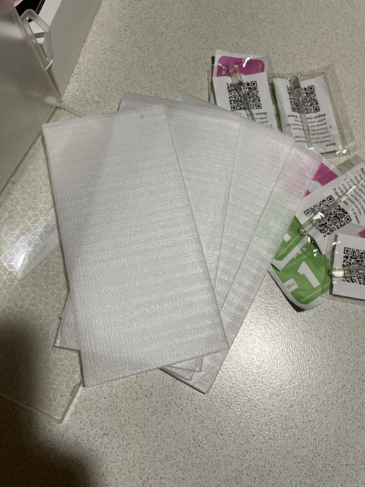 Iphone XS Max 4 стъклеки протектора