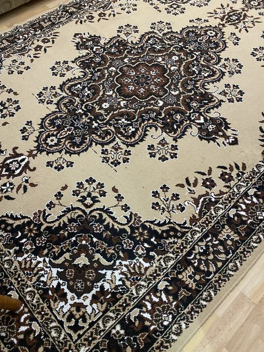 Ковры натуральные, шерстяные, 1-искуственный