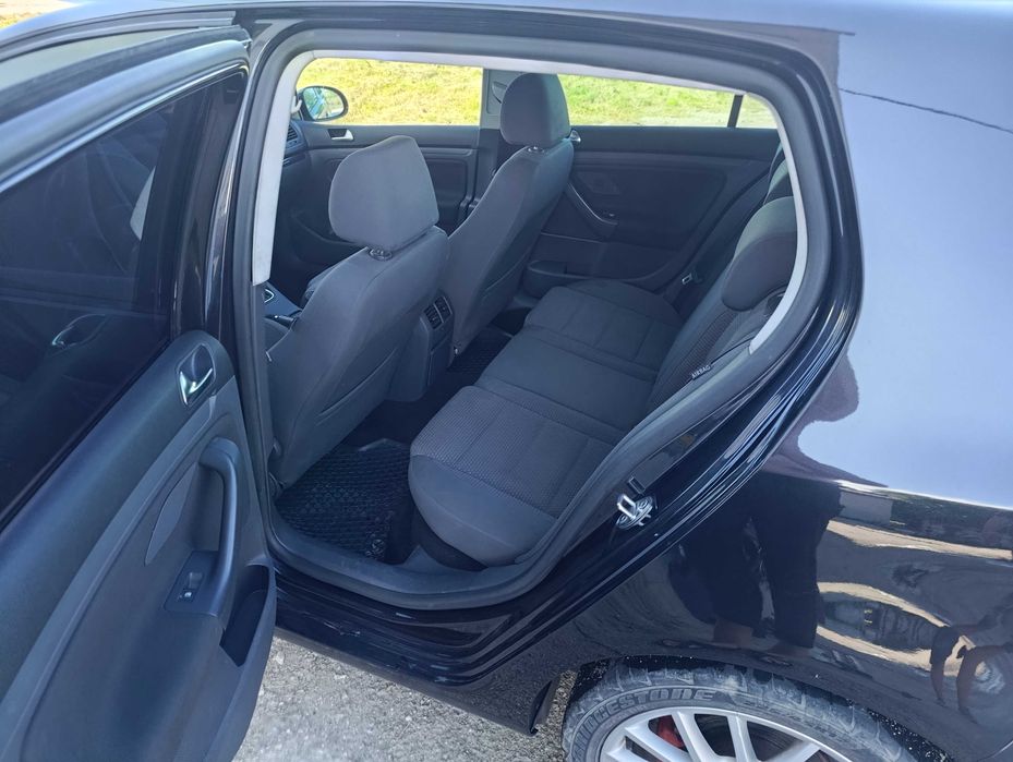 Dezmembrez volkswagen vw golf 5 hatchback GT 1.4 tsi BLG 170 cp 2007