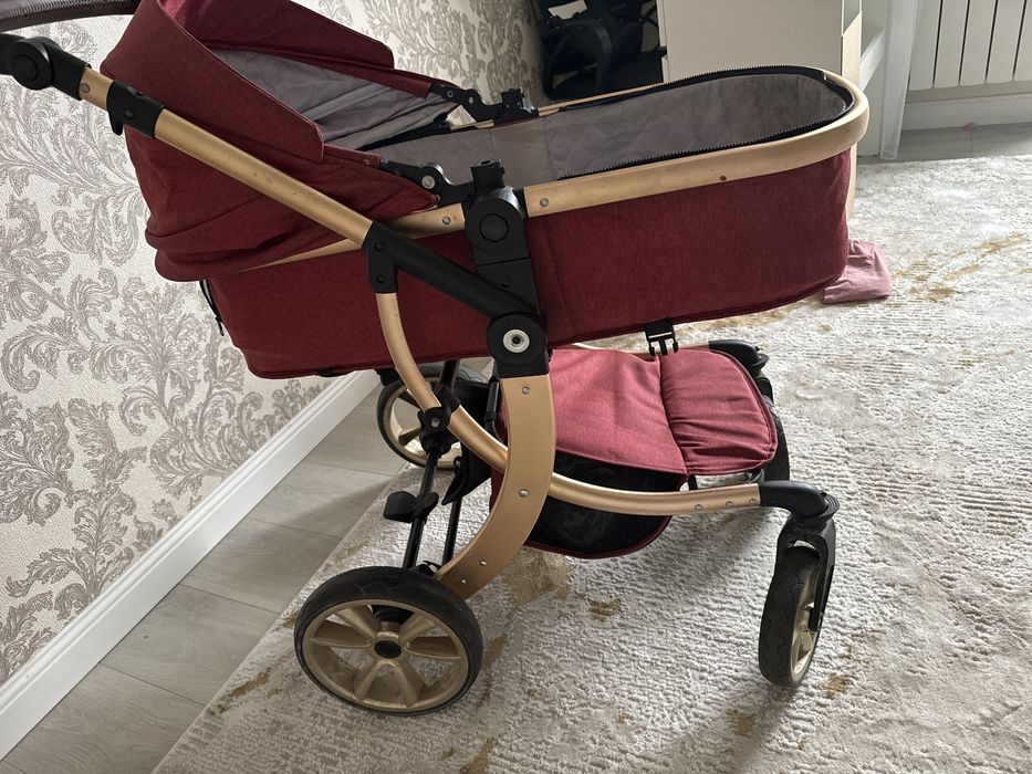 Отдам коляску за 15.000 тг