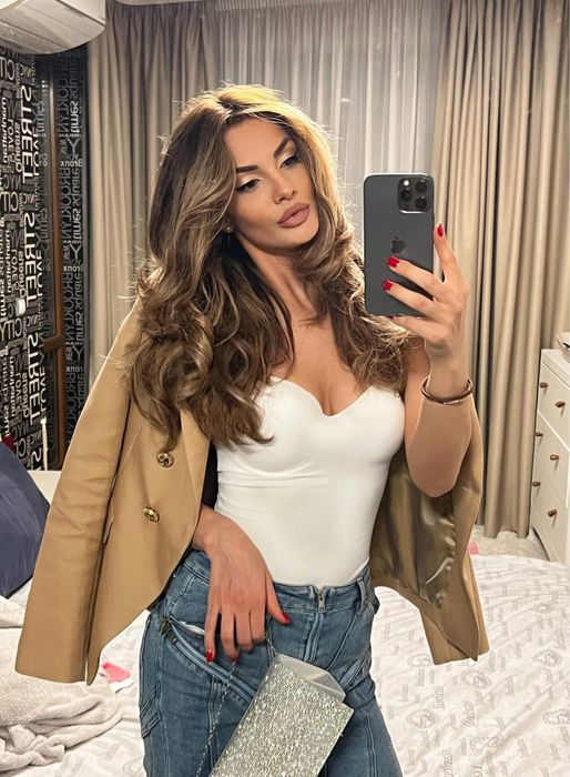 Две оформящи bestseller бодита Wolford  S