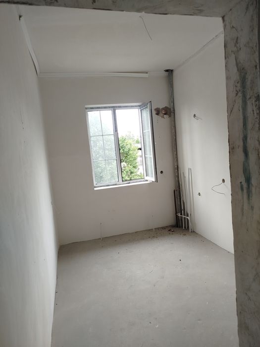 Продаётся квартира уй сотилади