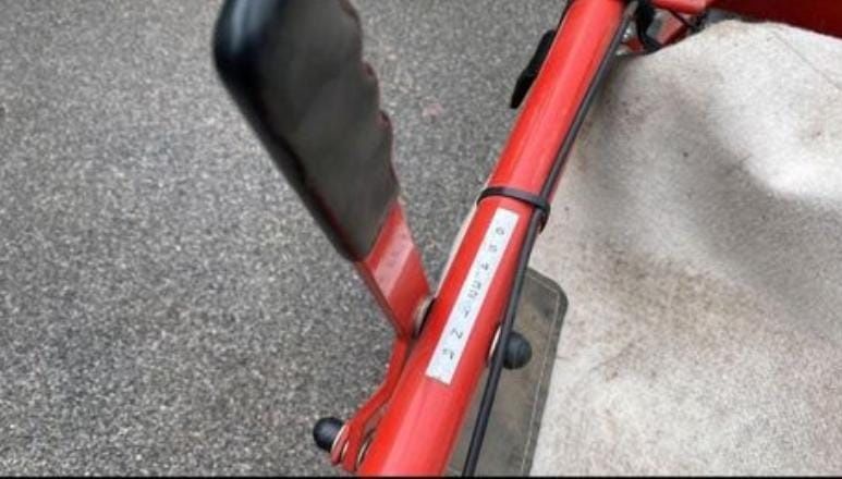 Aspirator stradal silent cu sac de 260 litri