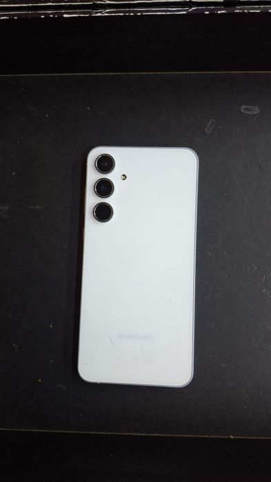 Samsung galaxy a 55 8/256 срочна
