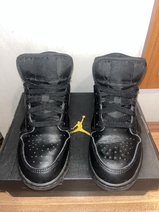 Nike air jordan 1 mid